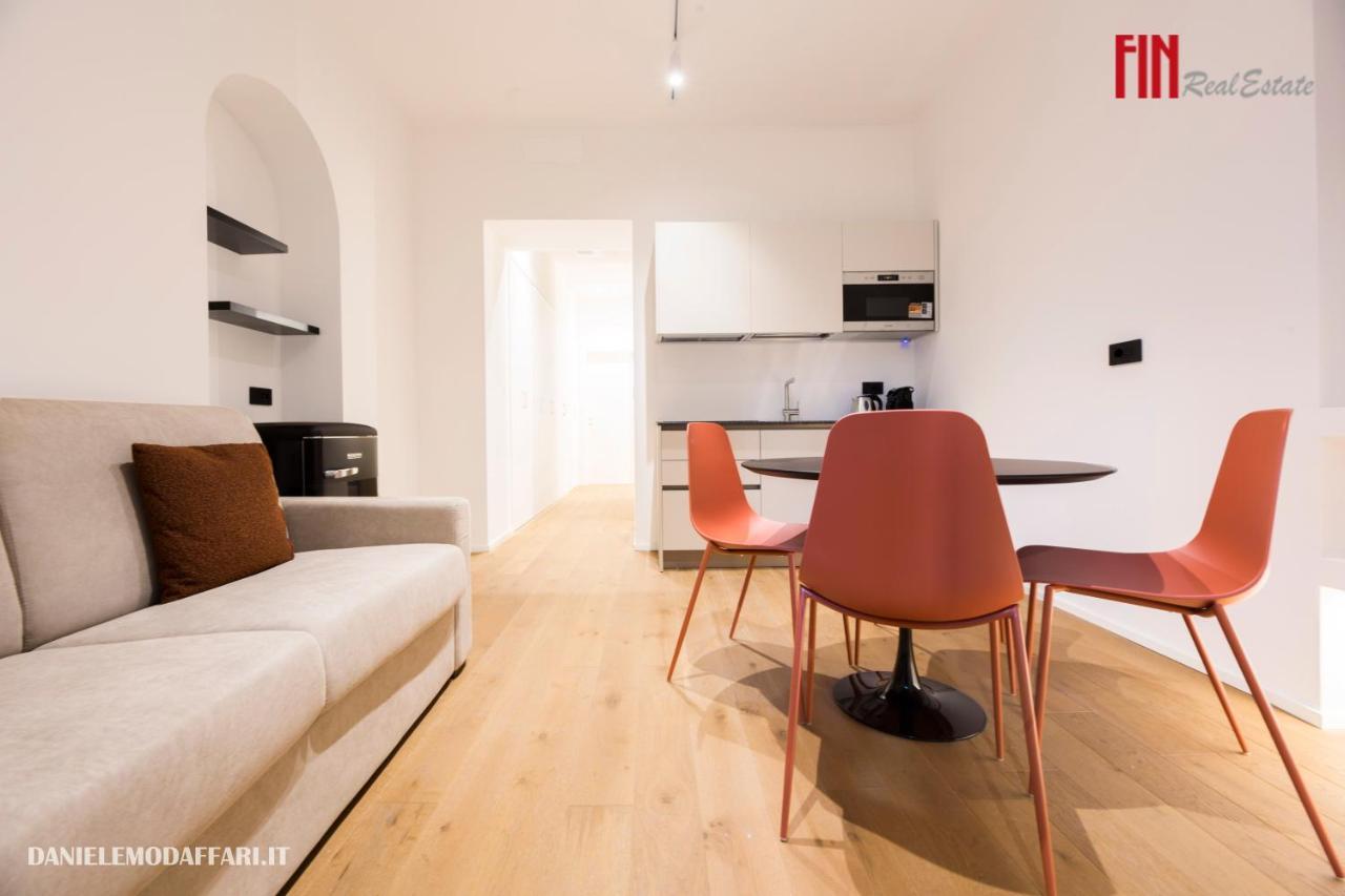 Mazzini House By 24 *